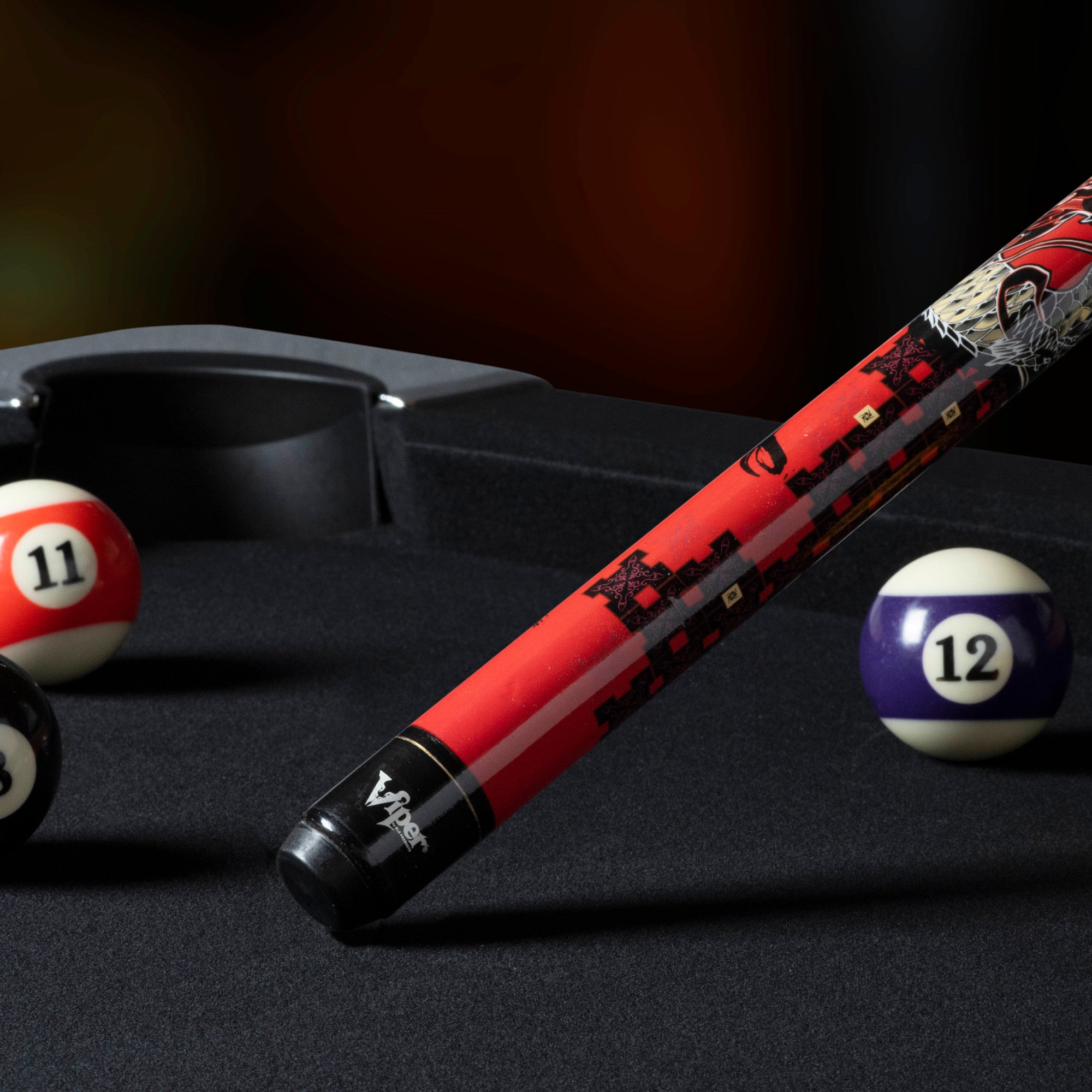 Viper 50-0659 Underground Dragon Billiard/Pool Cue Stick
