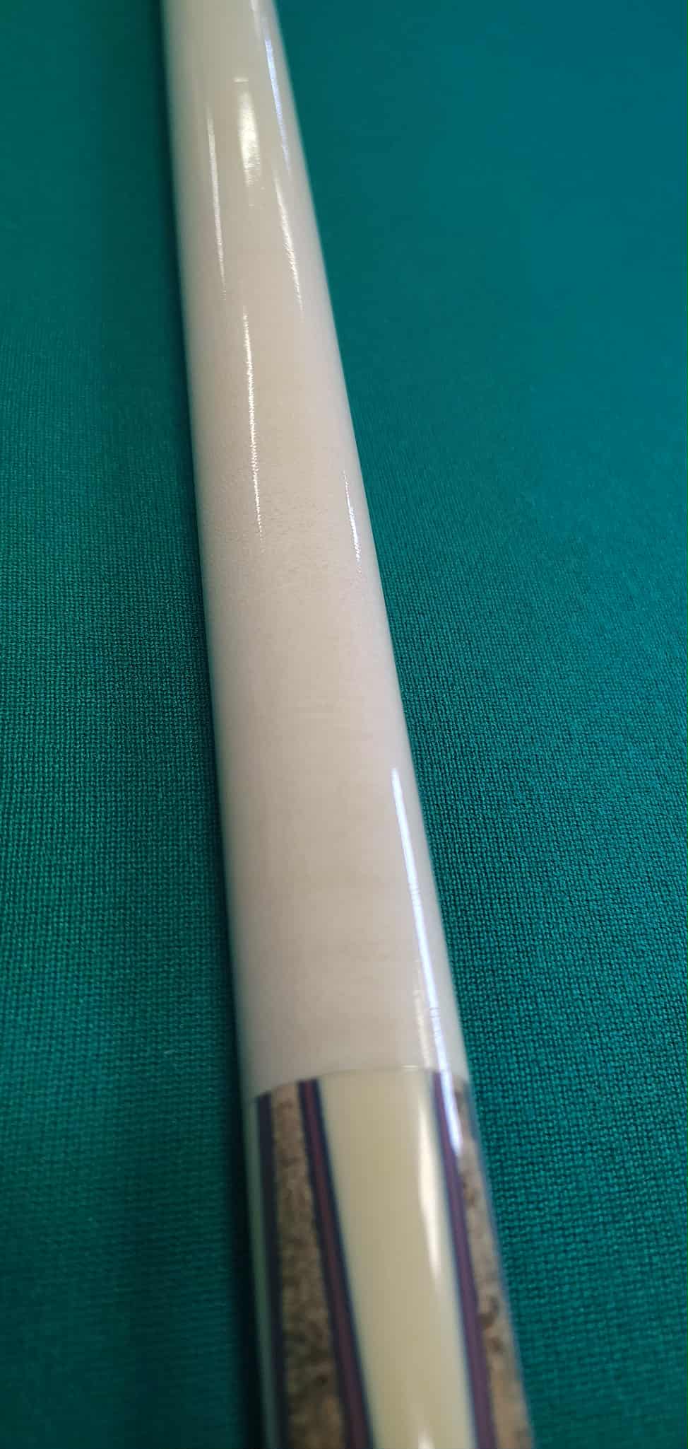 Meucci Quantum Q04 Cue - Consignment Cue