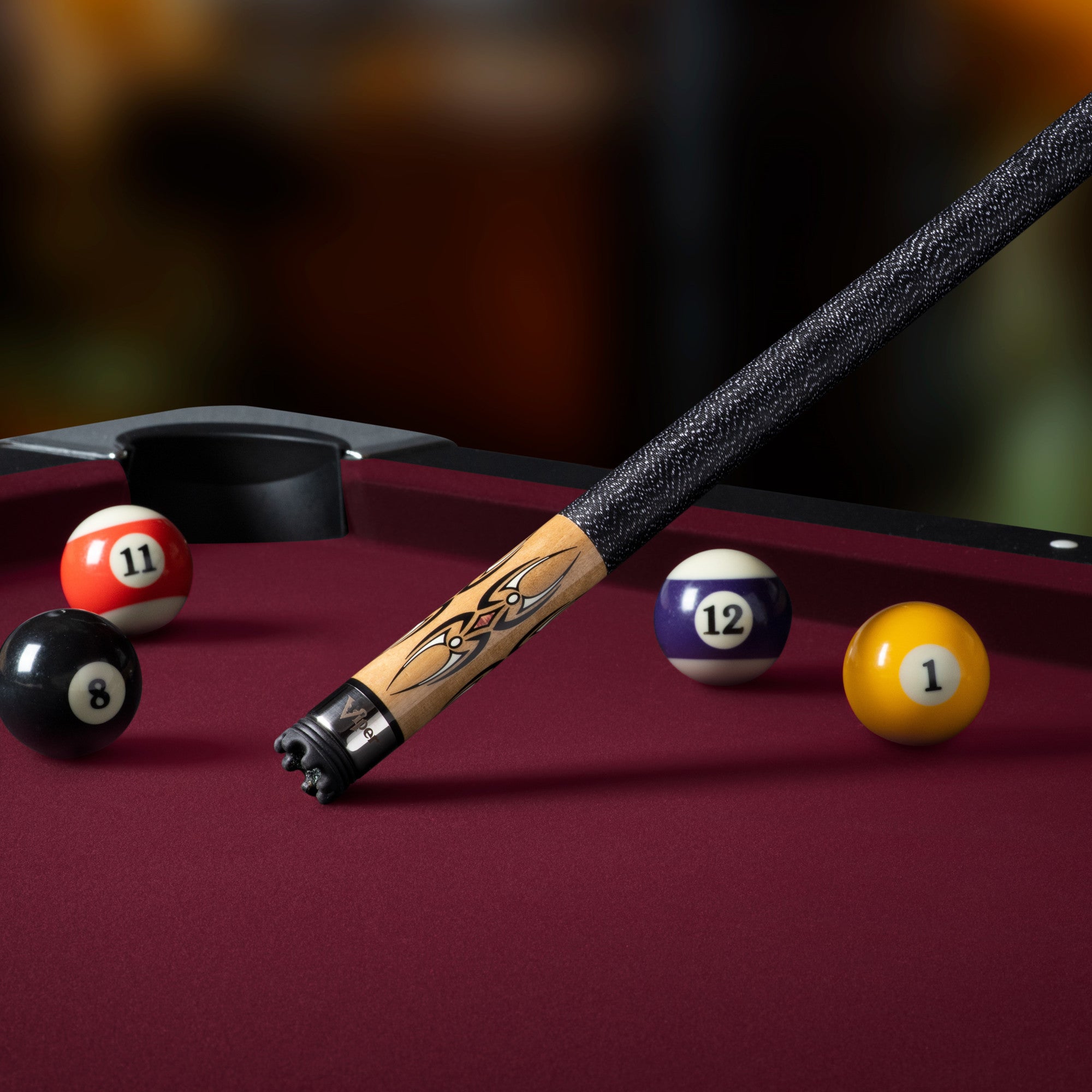 Viper 50-1252 Sinister Black and White Wrap with Brown Stain Billiard/Pool Cue Stick
