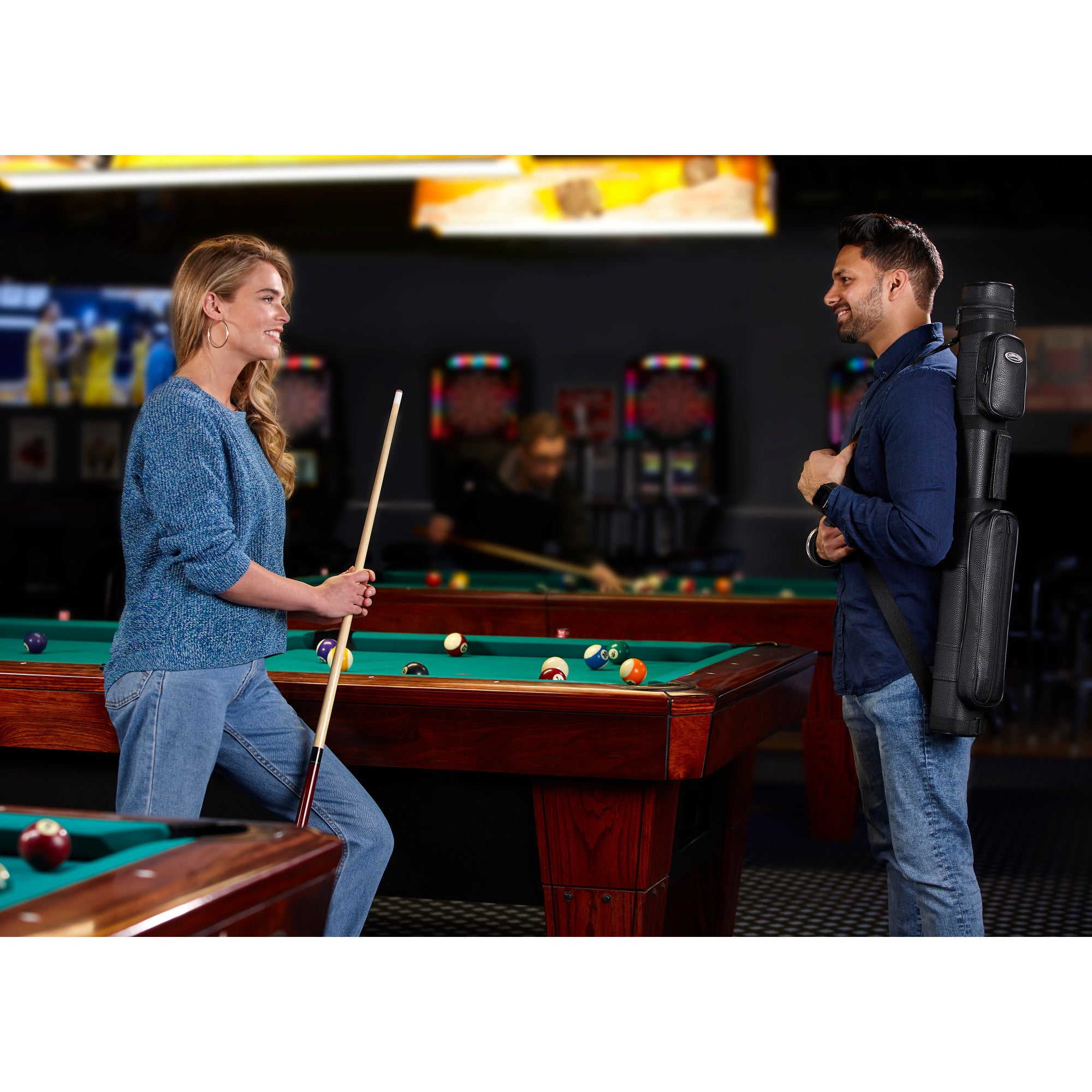 Casemaster 51-0601-01 Classic Q-Vault 2Butt 2Shaft Cue Case